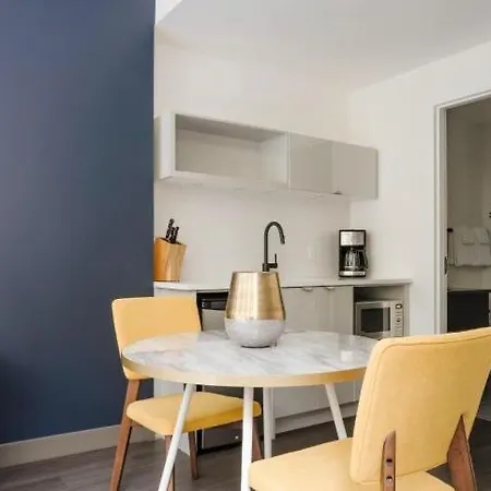 Gryf Deluxe Apartments In Centrum דירה